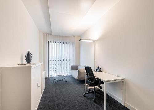 Espace de bureau privé pour 3 personnes