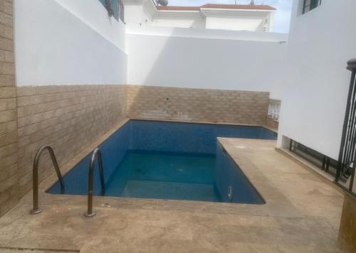 Villa - 5 pièces - 4 bathrooms for louer in Val d'Anfa - Casablanca