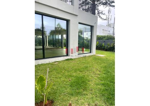 Villa Commerciale for louer in Anfa - Casablanca