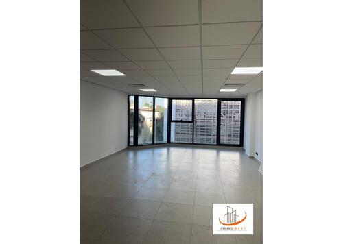 Ouasis, 2 plateaux de bureaux en location 66 et 76 m²