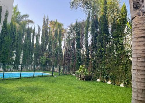 Location très belle villa 4chambres avec piscine sur les hauteurs de Ain Diab, Casablanca